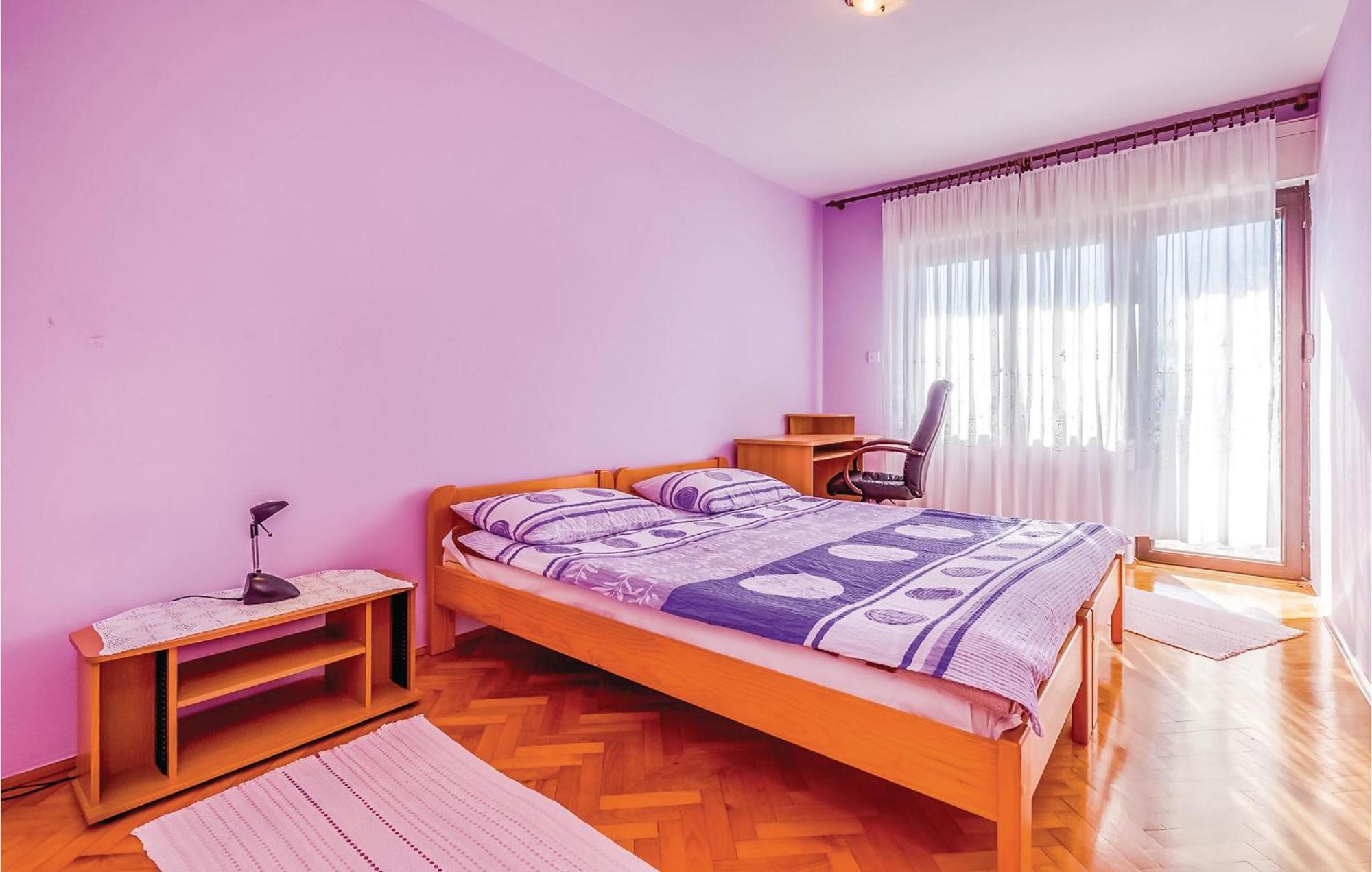 Beautiful Apartment In Novi Vinodolski Exterior photo